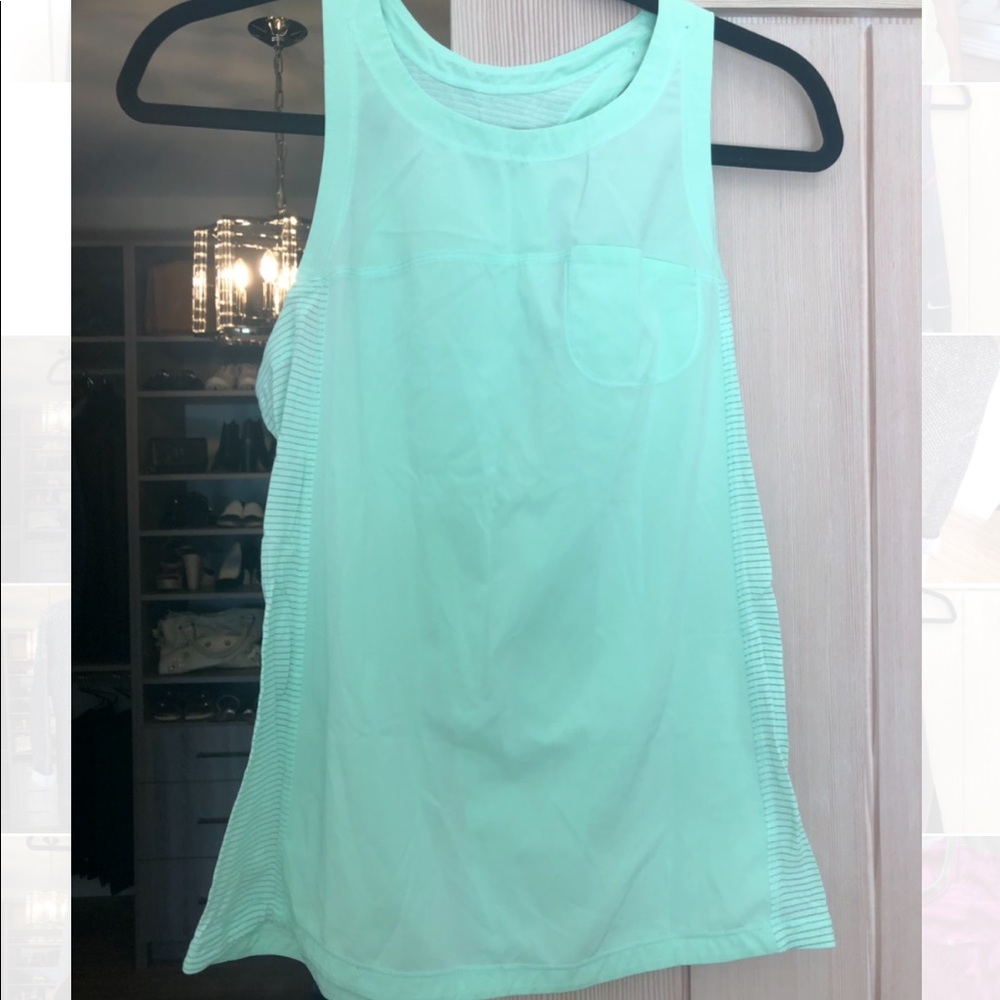 Lululemon tank